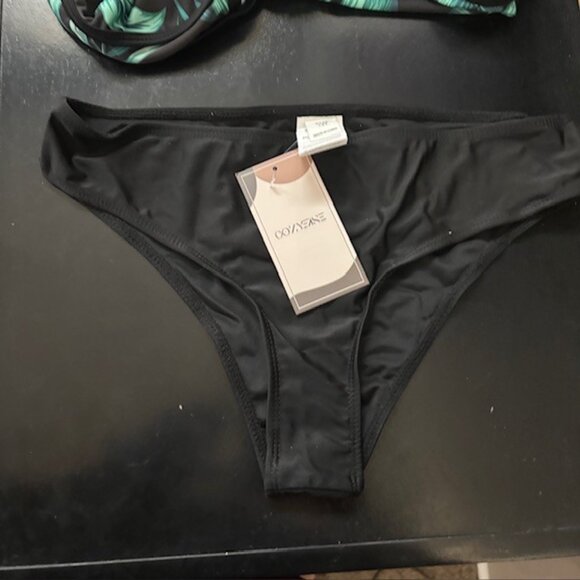 NEW Girl's 3 Piece Bikini Sets Tropical Print Swimsuit Bathing Suit SZ 12/13 - Picture 3 of 6